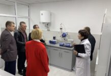 Якість води та ґрунтів на Франківщині визначатимуть на надсучасному японському обладнанні