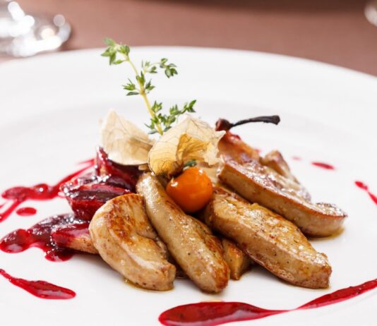 Почему в Нью-Йорке перестали есть фуа-гра. Видео с Прикарпатья всколыхнуло весь мир