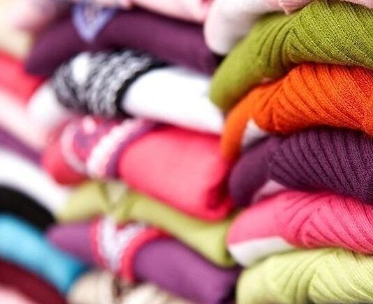 Как носить вещи дольше и спасти планету: полезные советы