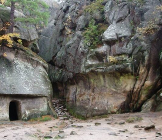 Скалы Довбуша теперь станут платными