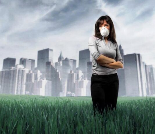 Загрязнение воздуха связали со снижением счастье