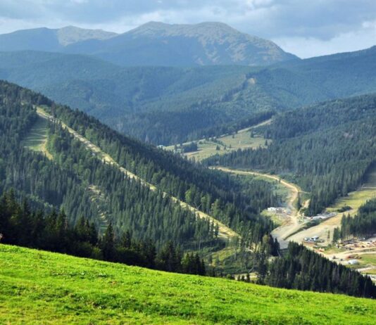 Преимущества отдыха в Буковеле летом