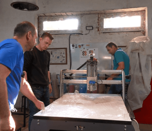 Во Франковске начала работать мастерская по переделке пластмассы