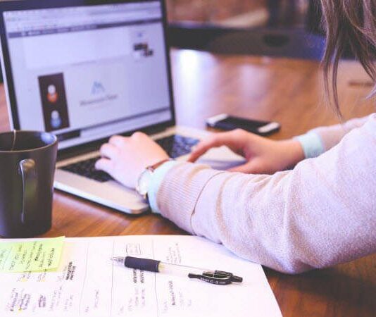 Клиенты онлайн казино Лавина играют в полном комфорте