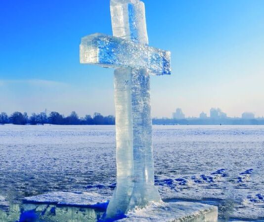 Во Франковске до Крещения почистят дно рек