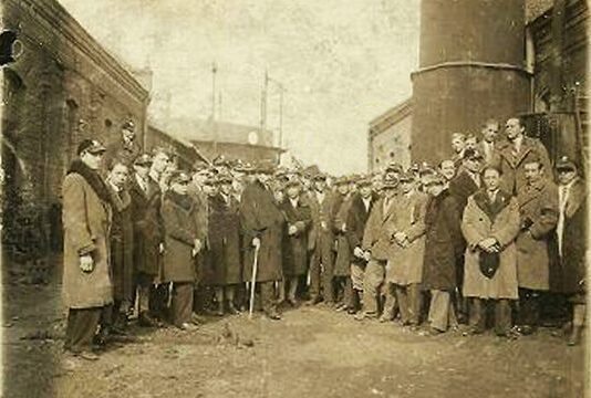 Как грелись в Станиславове 100 лет назад. Спекуляция на древесине. Первый газопровод