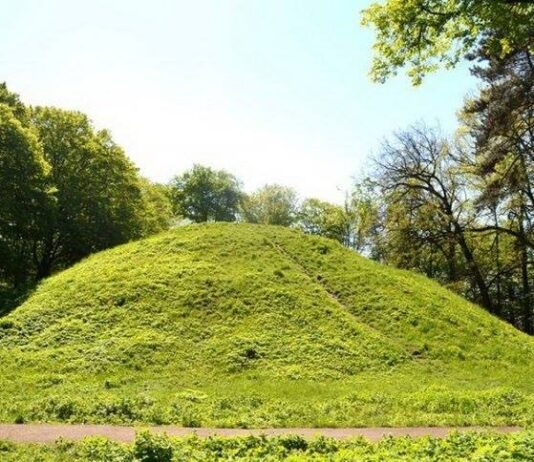 Легенда о Ведьминой горе