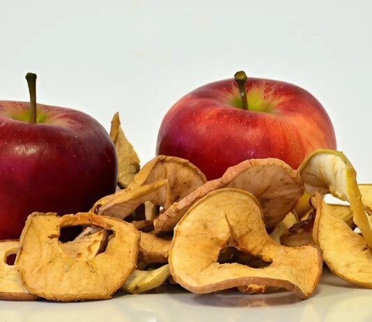 Кооператив «Файні ябка»: возможность для селян зарабатывать на сухофруктах и развивать громаду