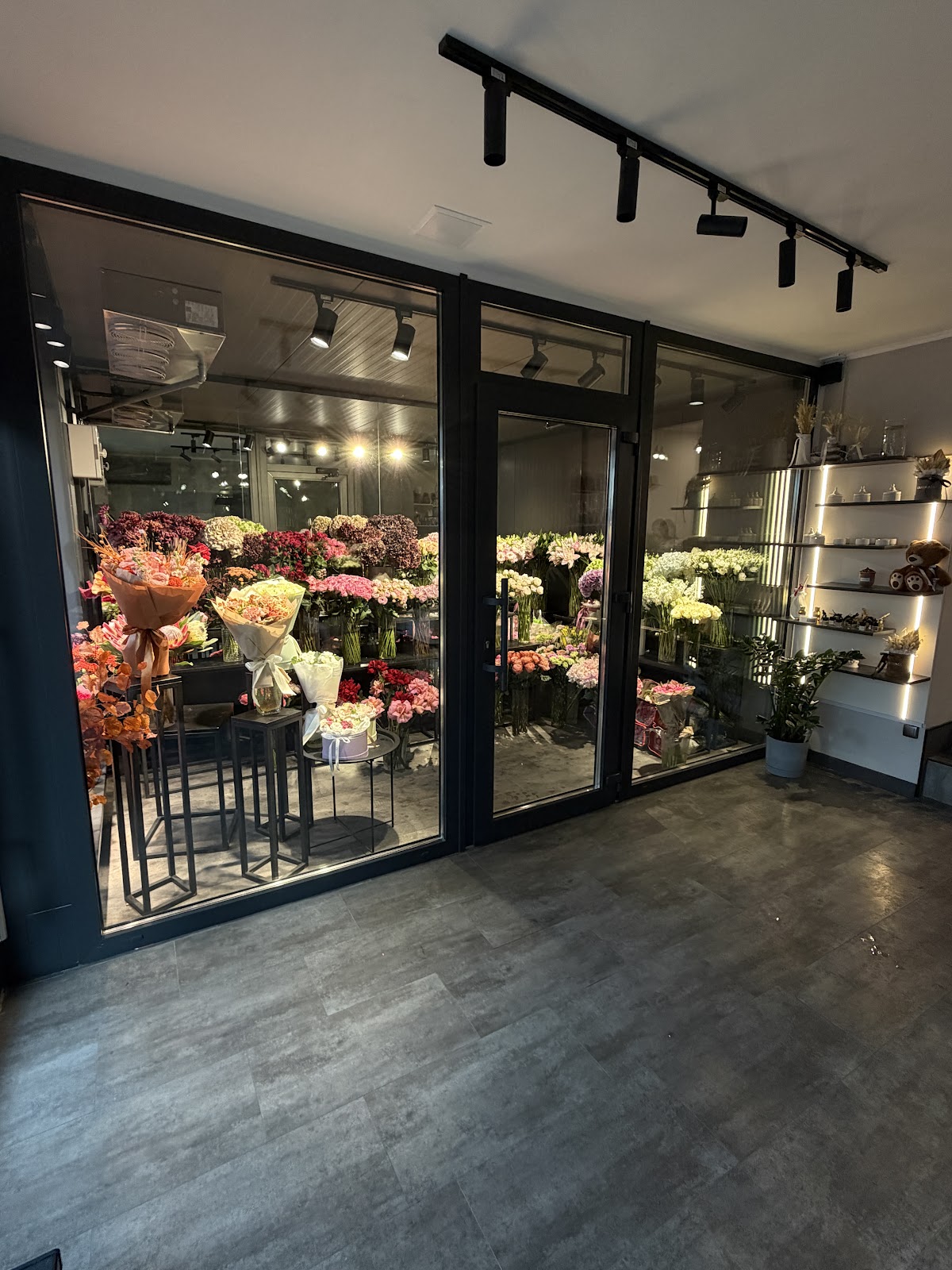 Студія флористики і декору «GARDENIA» — Florist
